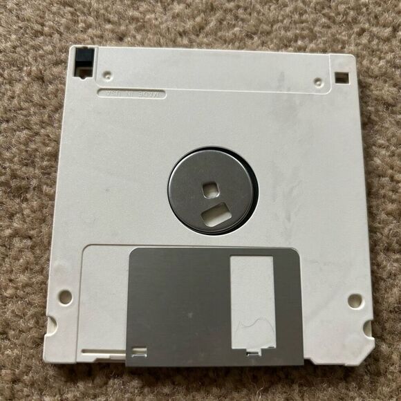 America Online For Windows Program Disk 1996 - Picture 3 of 3